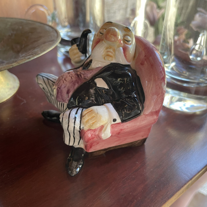 Vintage Len Norris "Tycoon" figurine (1950s)
